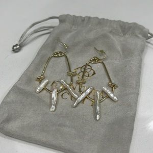 Kendra Scott Linear Pearl & Gold Earrings